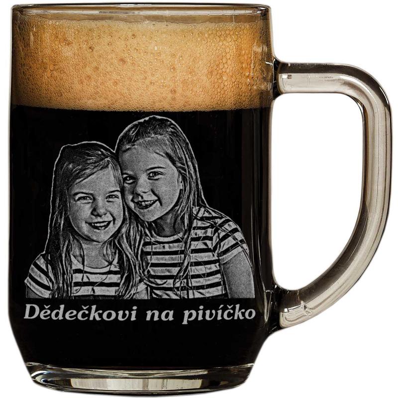 Půllitr na pivo s gravírovanou fotkou 100.000